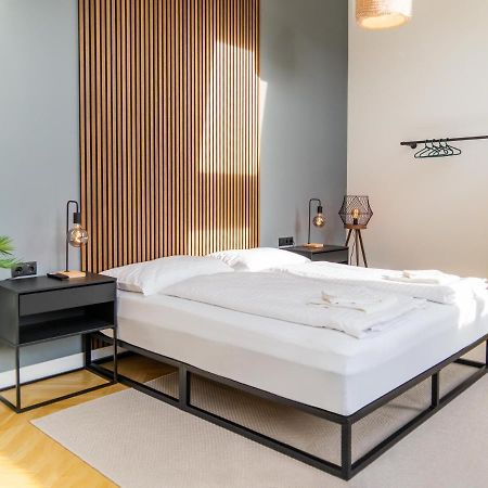 וינה Myflat - Bright Apartment Near Central Station מראה חיצוני תמונה
