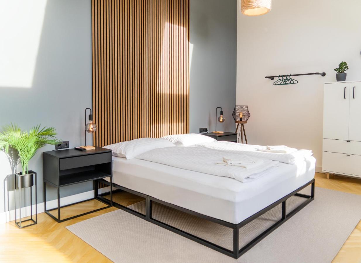 וינה Myflat - Bright Apartment Near Central Station מראה חיצוני תמונה