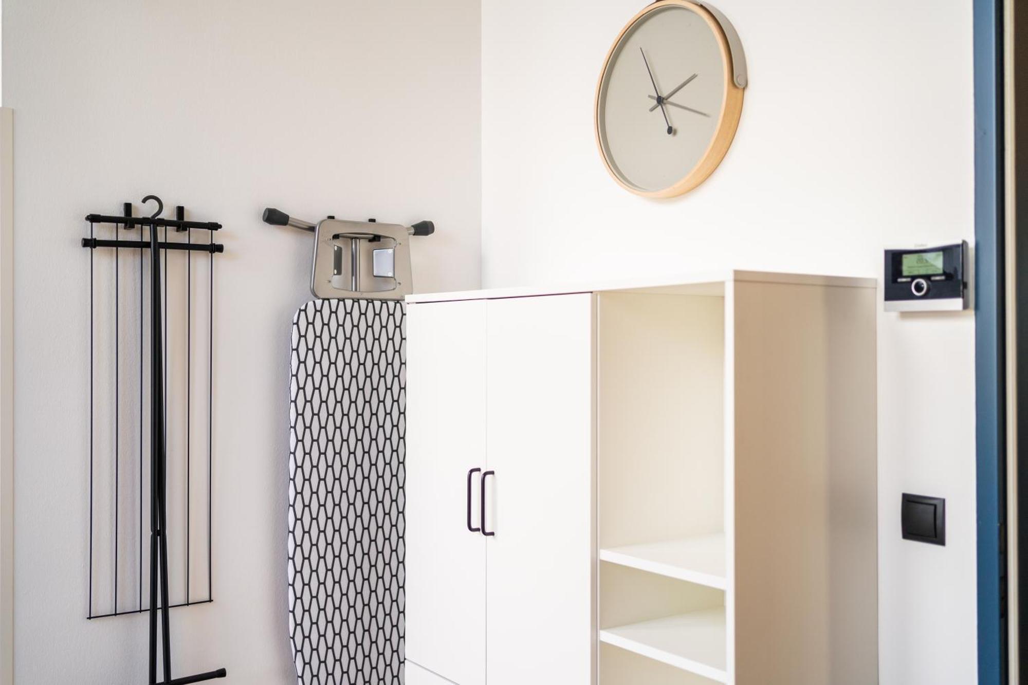 וינה Myflat - Bright Apartment Near Central Station מראה חיצוני תמונה