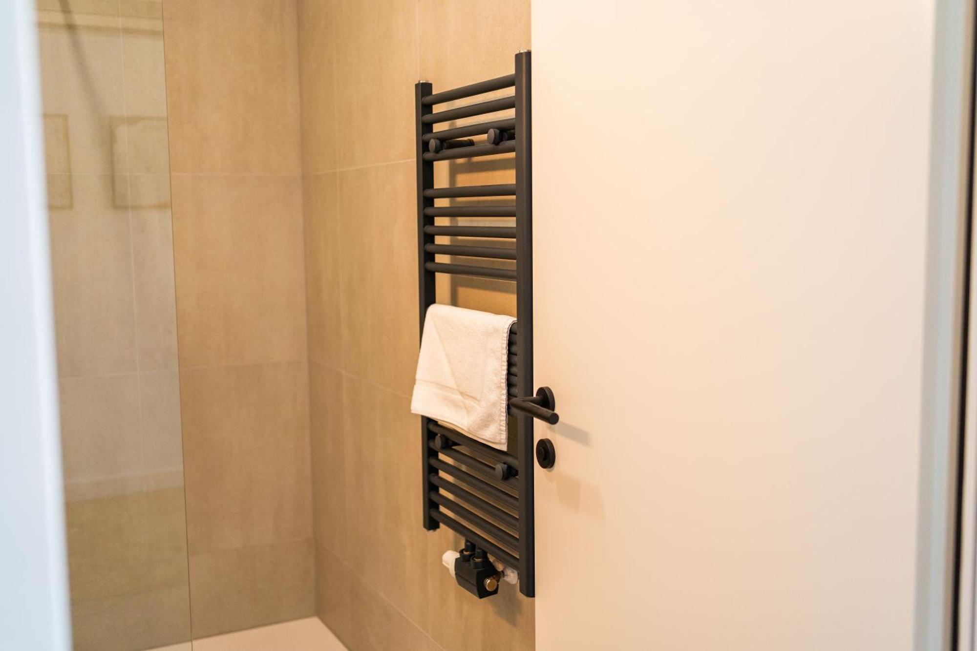 וינה Myflat - Bright Apartment Near Central Station מראה חיצוני תמונה