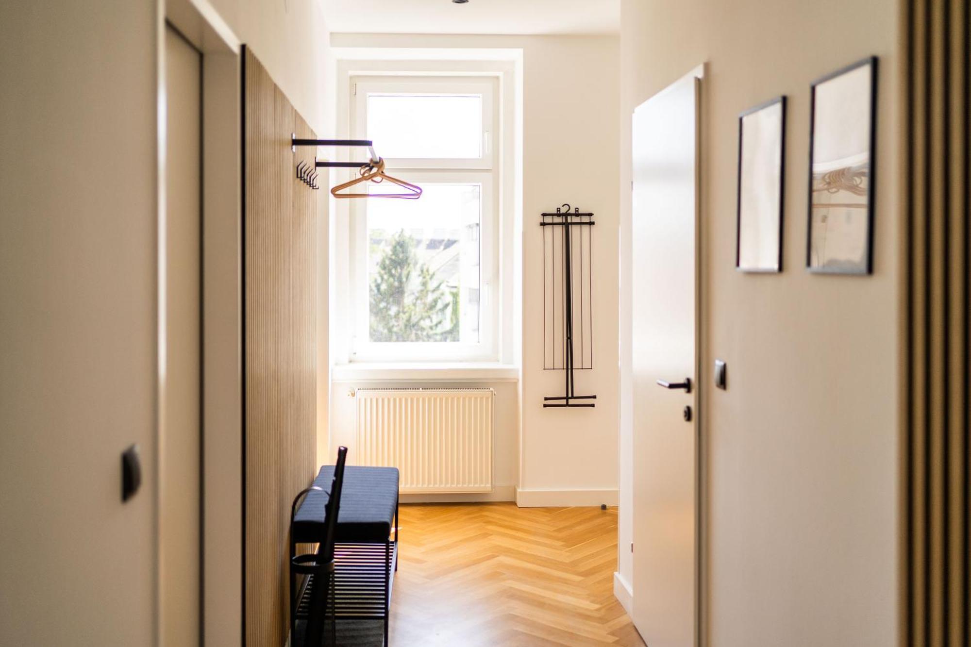 וינה Myflat - Bright Apartment Near Central Station מראה חיצוני תמונה