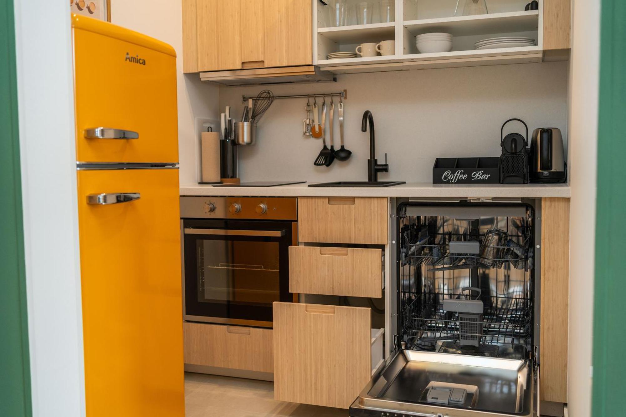 וינה Myflat - Bright Apartment Near Central Station מראה חיצוני תמונה