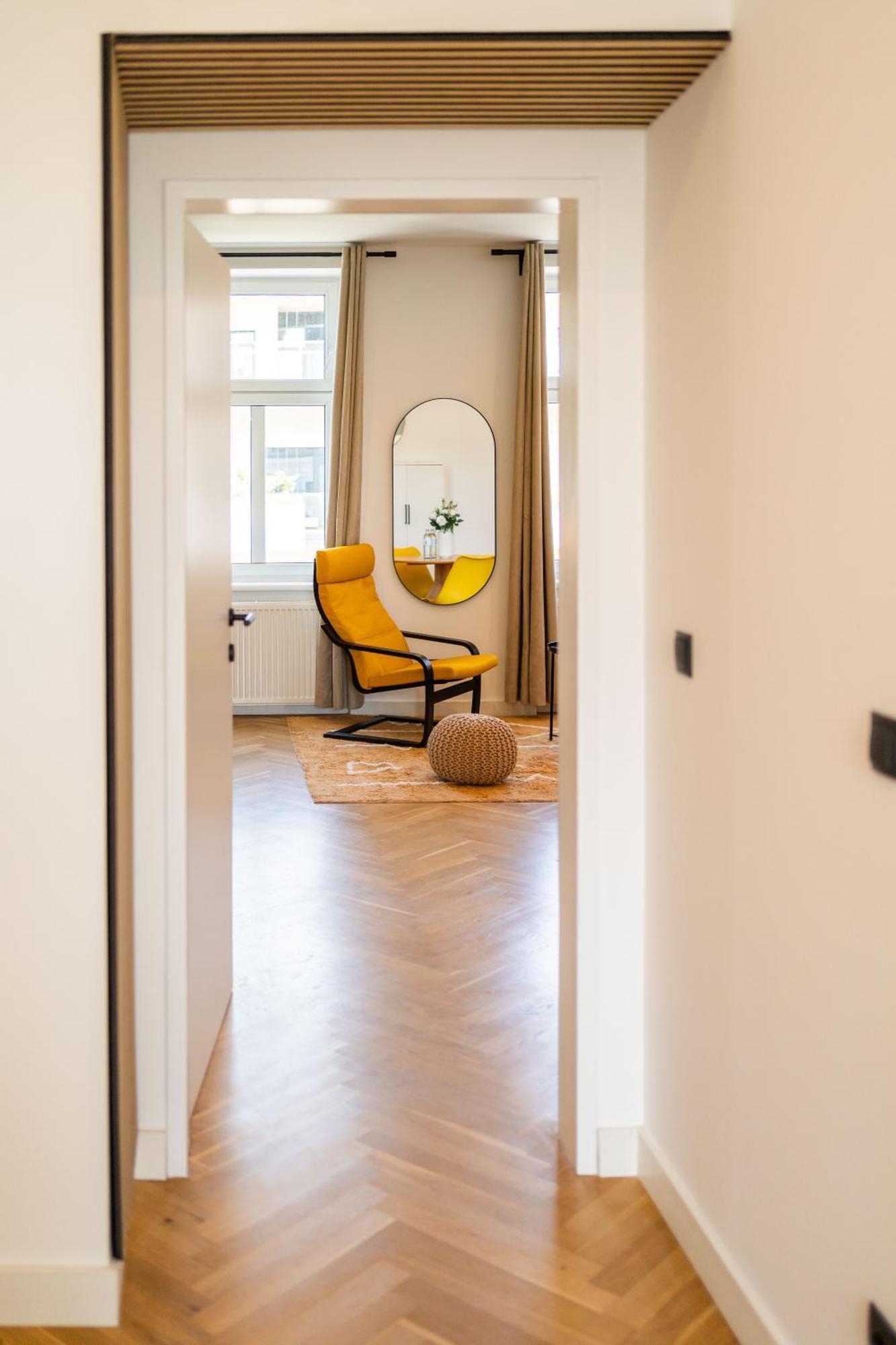 וינה Myflat - Bright Apartment Near Central Station מראה חיצוני תמונה