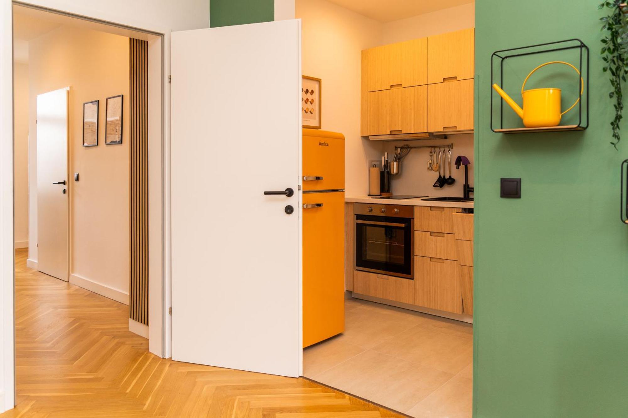 וינה Myflat - Bright Apartment Near Central Station מראה חיצוני תמונה